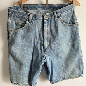 Vintage Wrangler Men's 36 Blue Denim Shorts